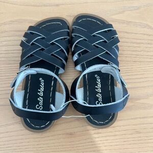 Saltwater NEW Black Leather Criss Cross Sandals size 11